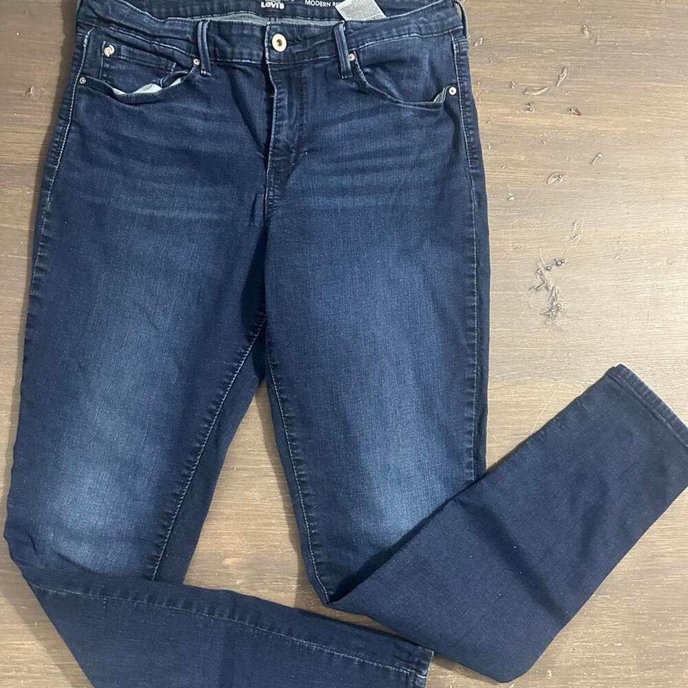 Levi-s Women's Navy and Blue Jeans